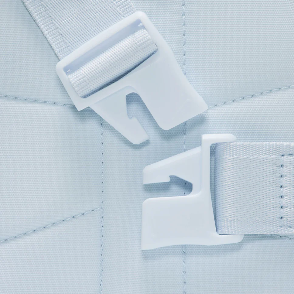 Nike Commute Reflective Crossbody Bag - Image 4