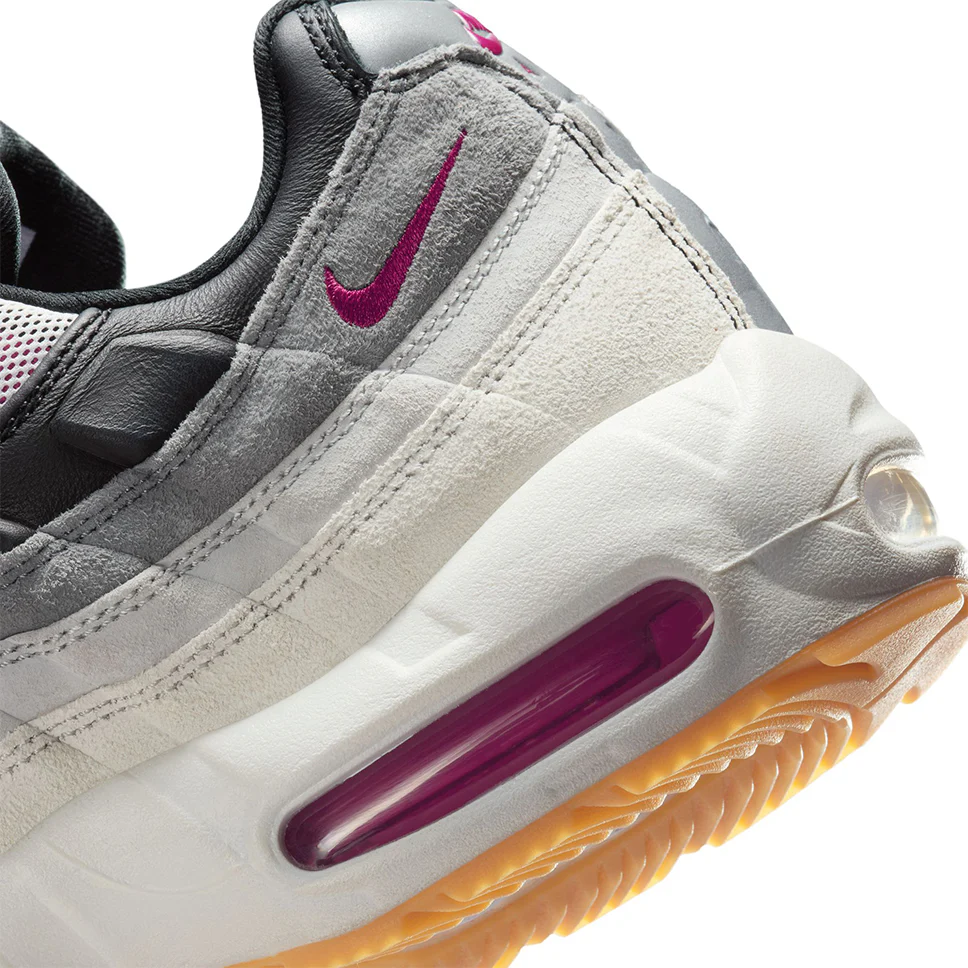 Nike SB Air Max 95 Shoes - Image 7