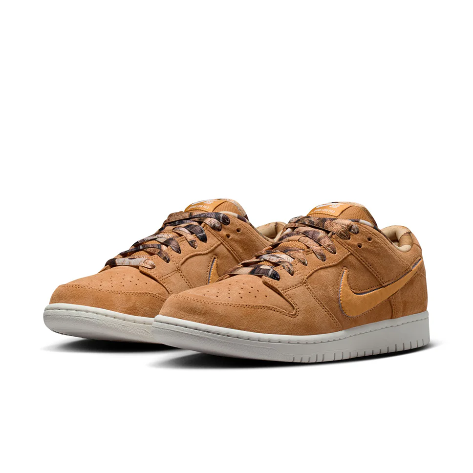 Nike SB Dunk Low Pro QS Note Shoes - Image 3