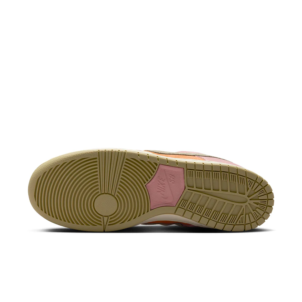 Nike SB Dunk Low Pro Stardust Shoes - Image 4