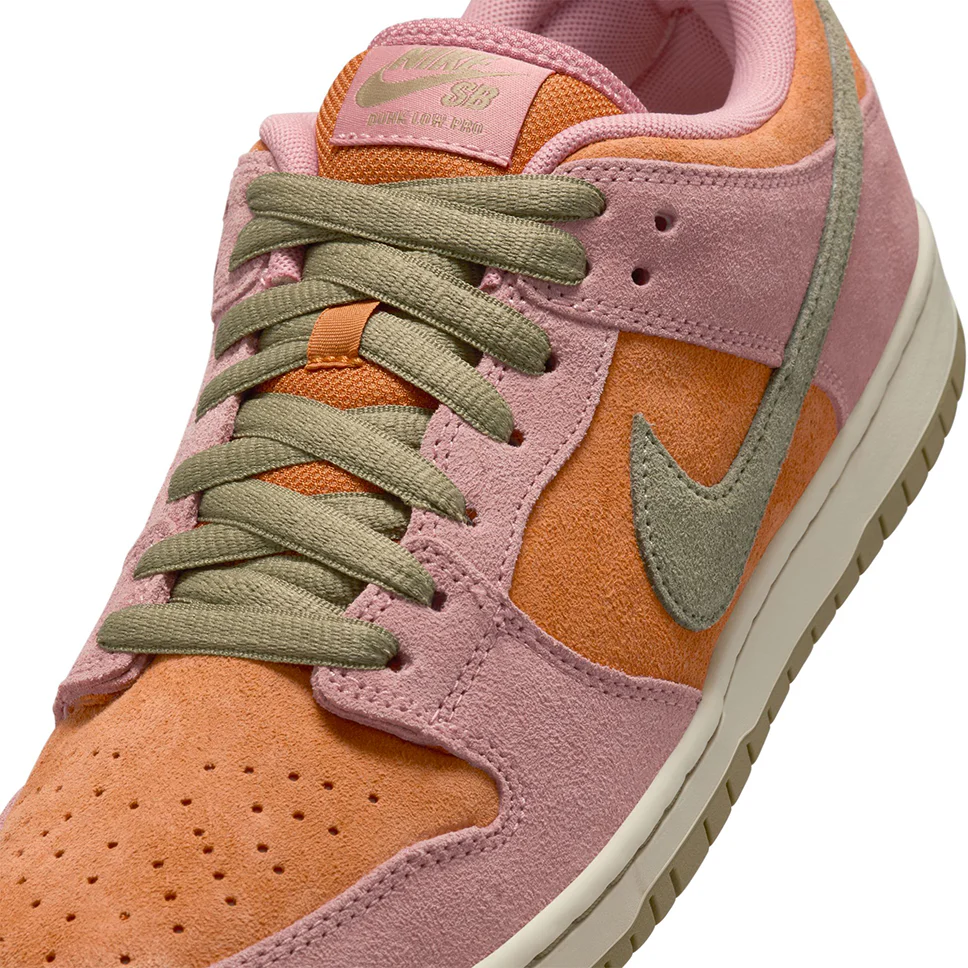 Nike SB Dunk Low Pro Stardust Shoes - Image 5