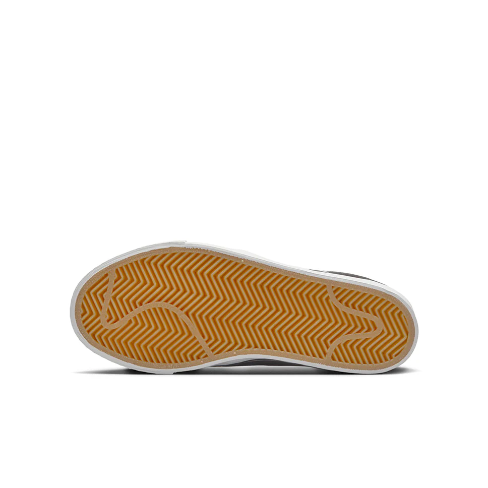 Nike SB Janoski GS Kids Black Red Shoes - Image 4